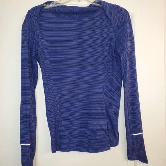 Lululemon top size 8 - Picture 2 of 4